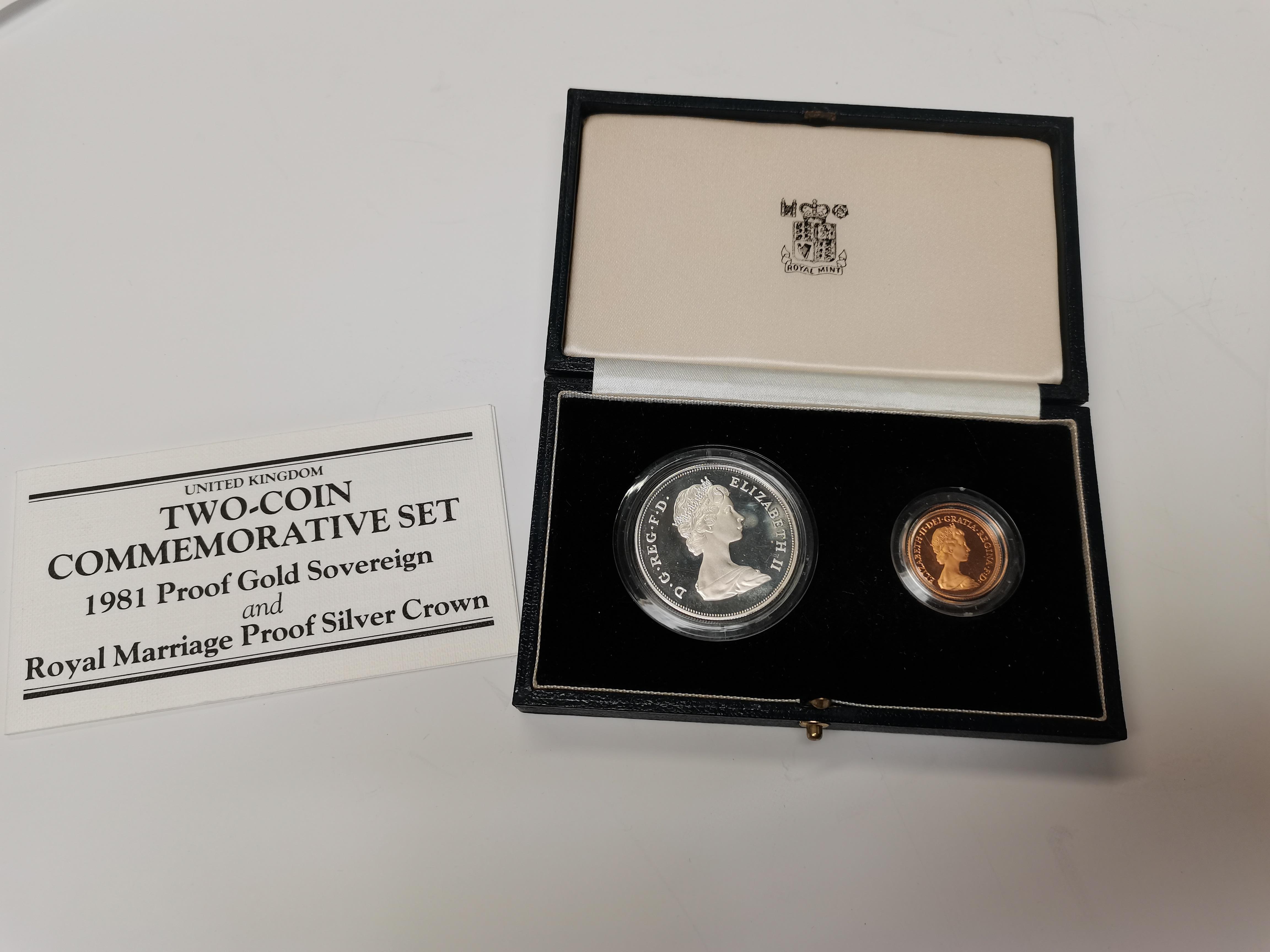 Gold sovereign and silver proof set 1981