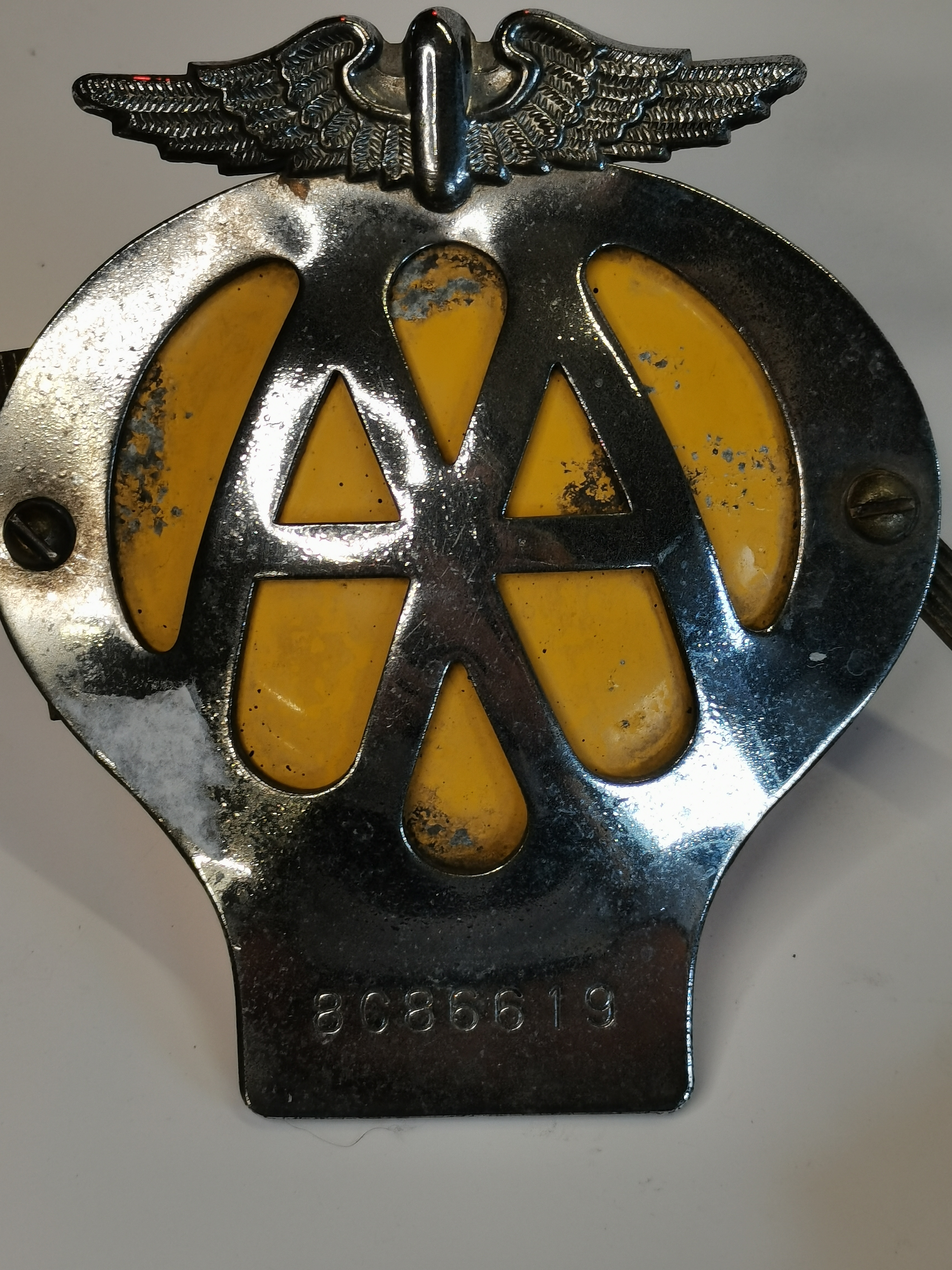 x2 AA badges and Sunbeam Talbot owners club badge - Image 2 of 2