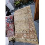 Neutral coloured wool rug L 250cm x W154cm