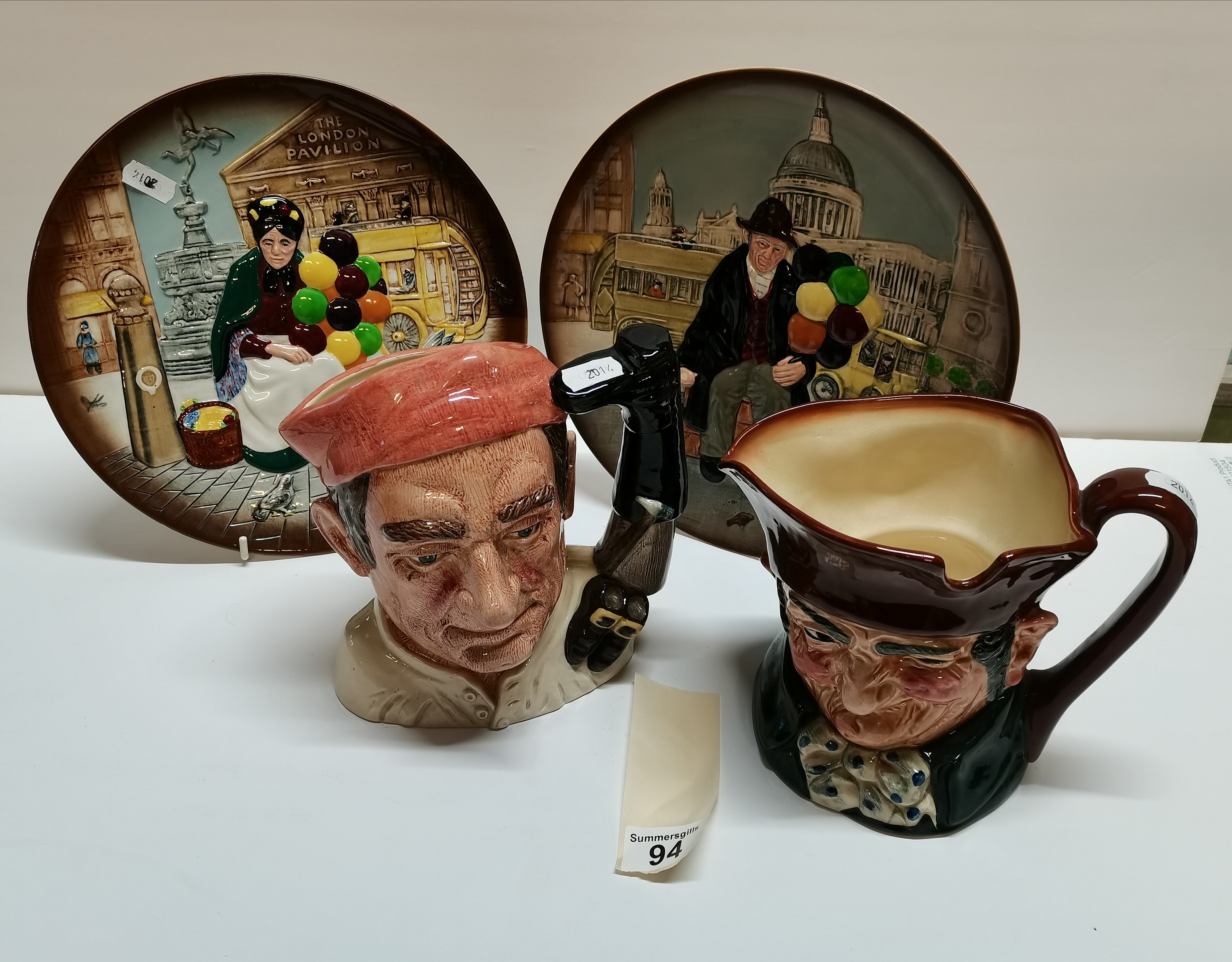 X2 Royal Doulton Toby Jugs plus x2 Royal Doulton plates Balloon Man and women - good condition - Image 2 of 2