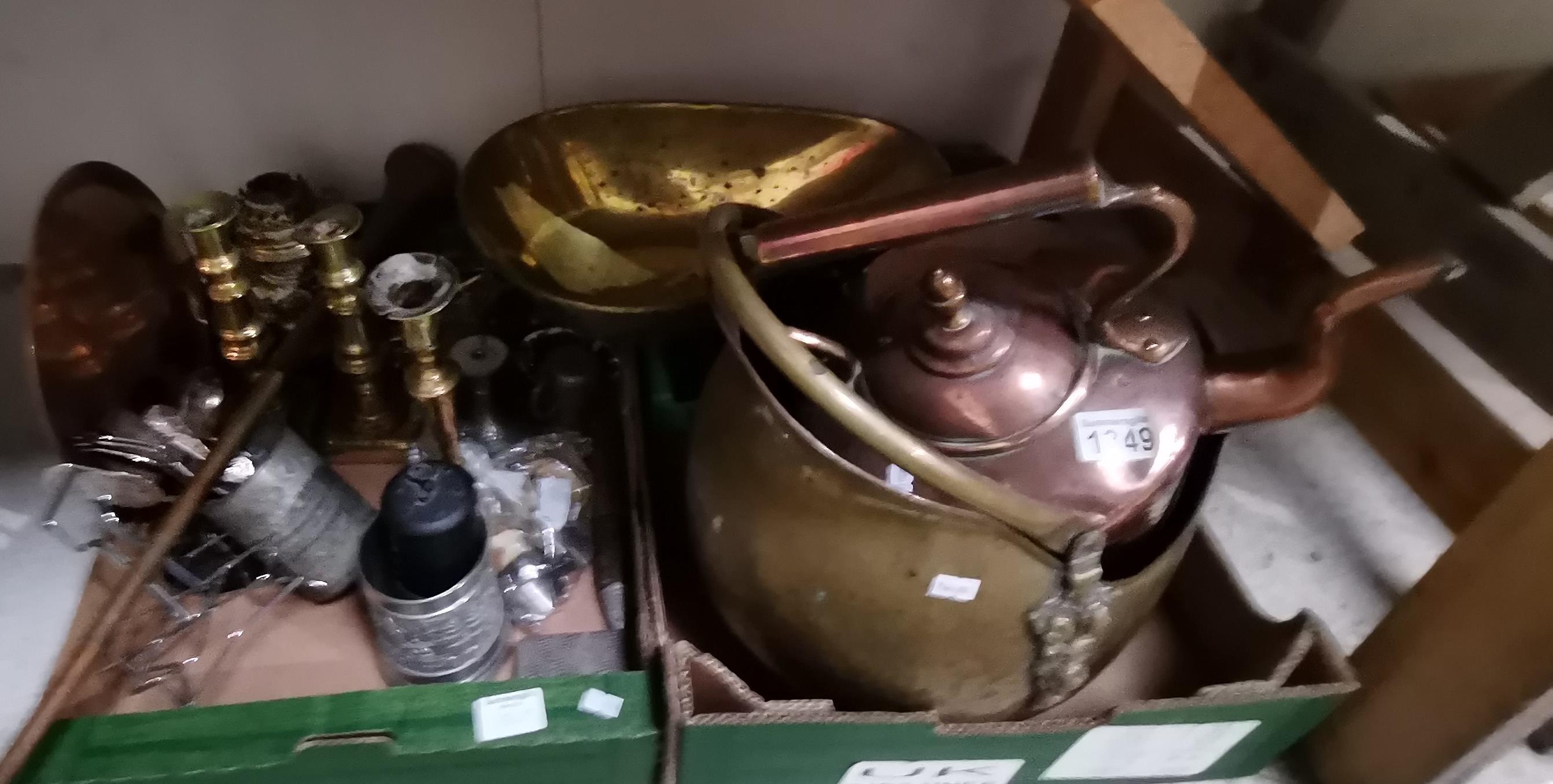 2 Boxes of Metal/Brass/Copper Ware