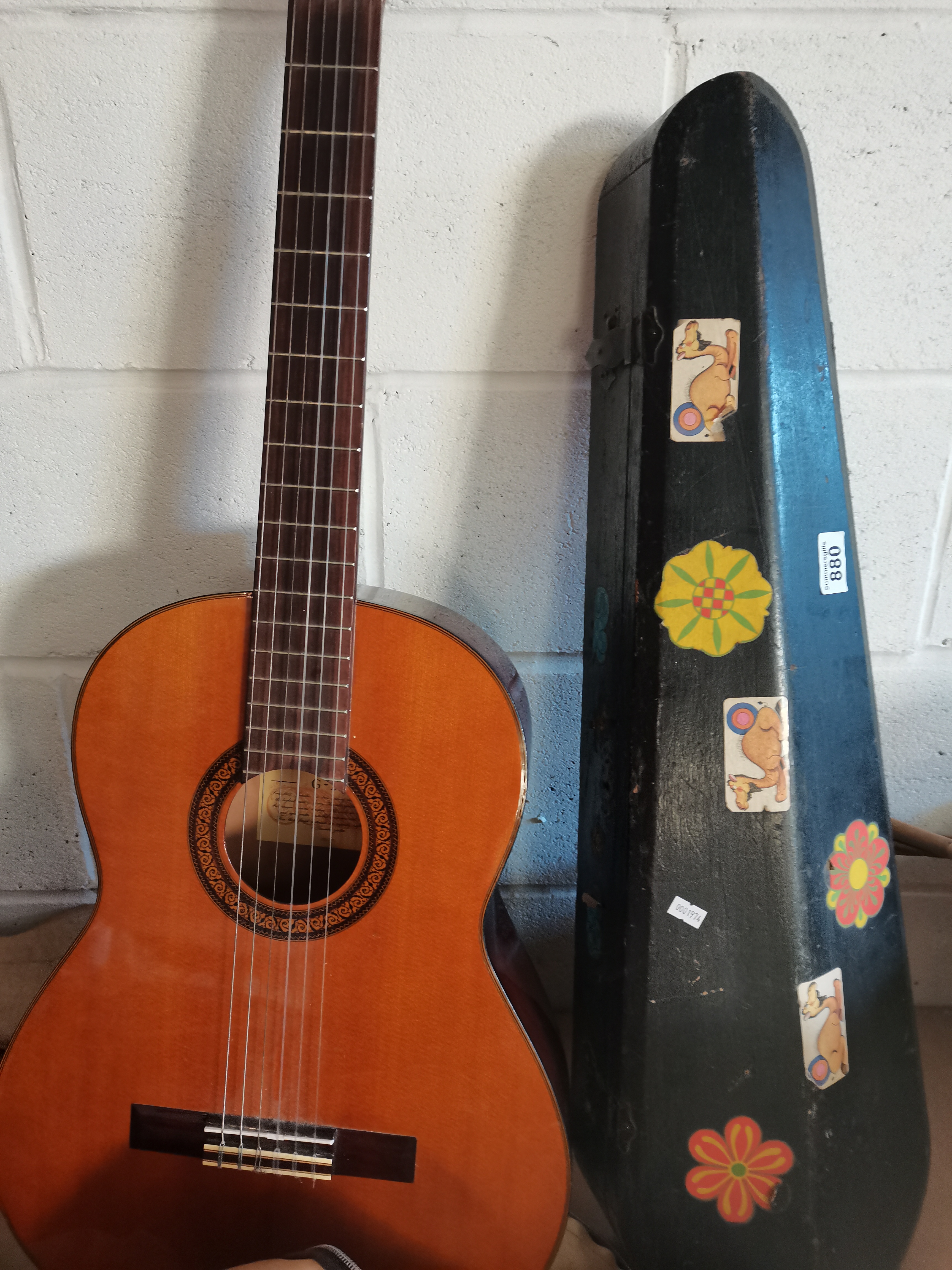 Yamaha G 225 acoustic guitar and violin