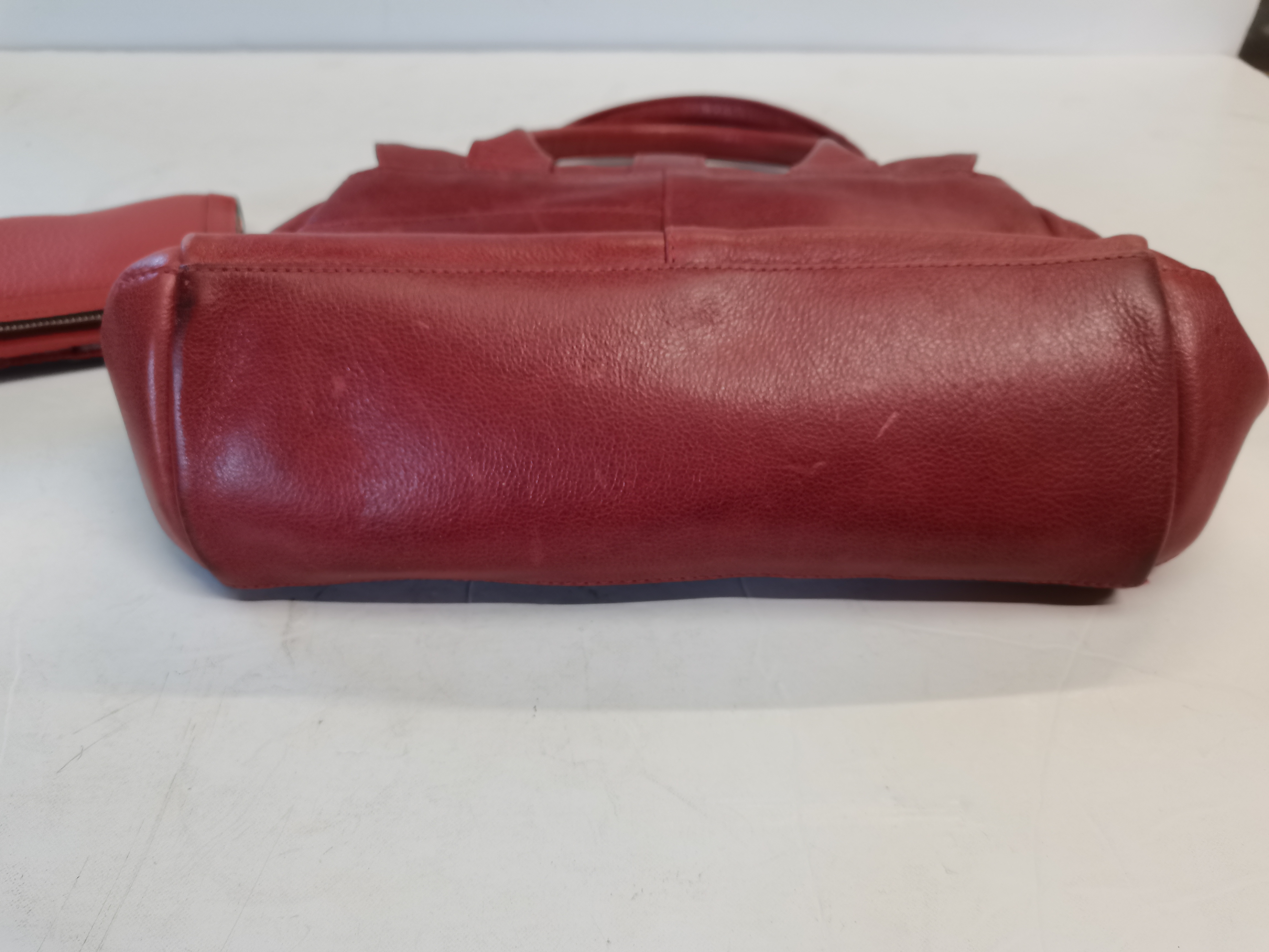 Rust coloured Radley handbag with pink stitching - Image 3 of 3