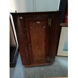 Antique Oak corner cupboard Good condition