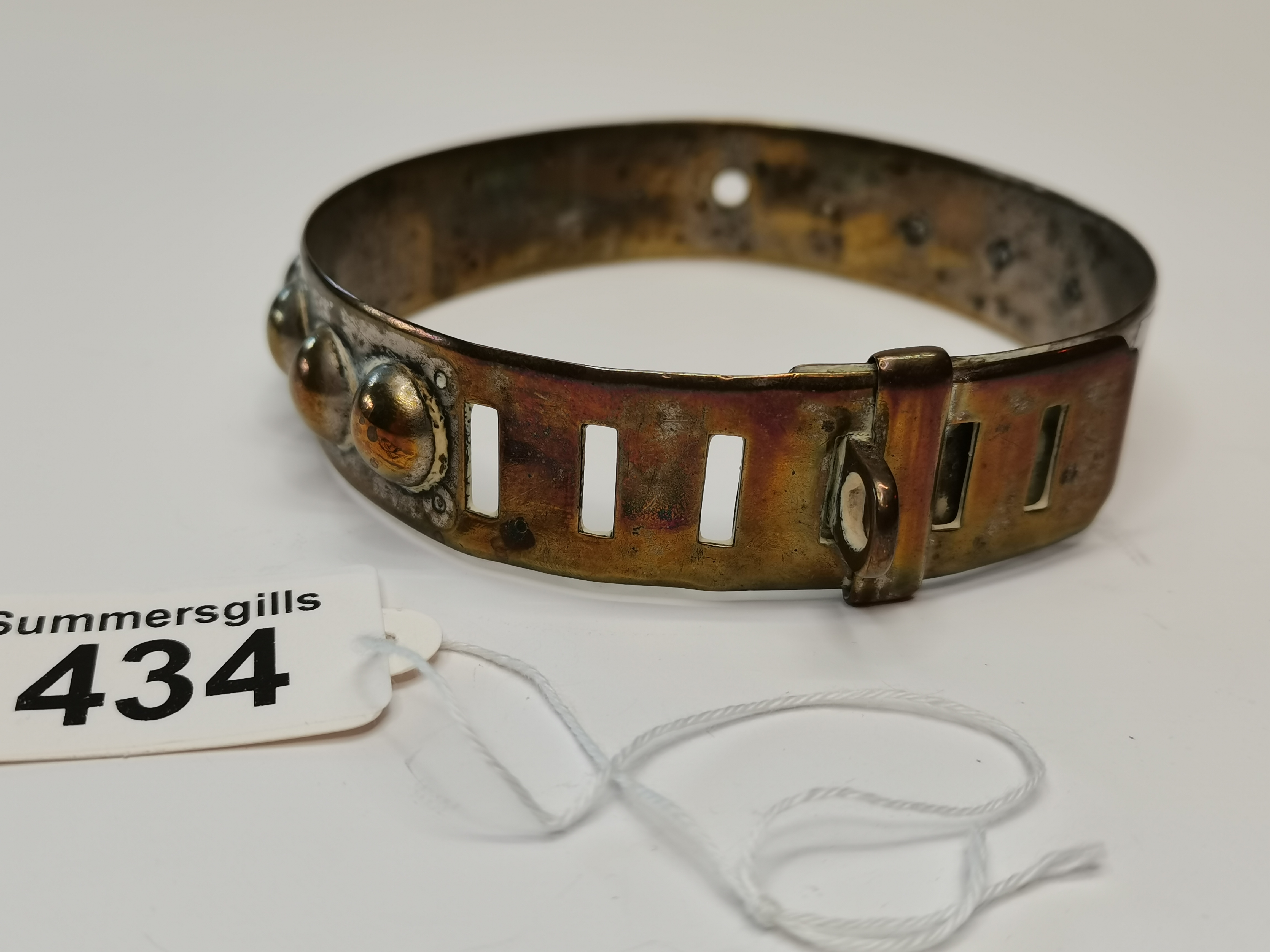 Antique brass dog collar - Image 2 of 2
