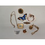 9ct gold brooch, 9ct gold locket, necklace plus 4 costume brooches