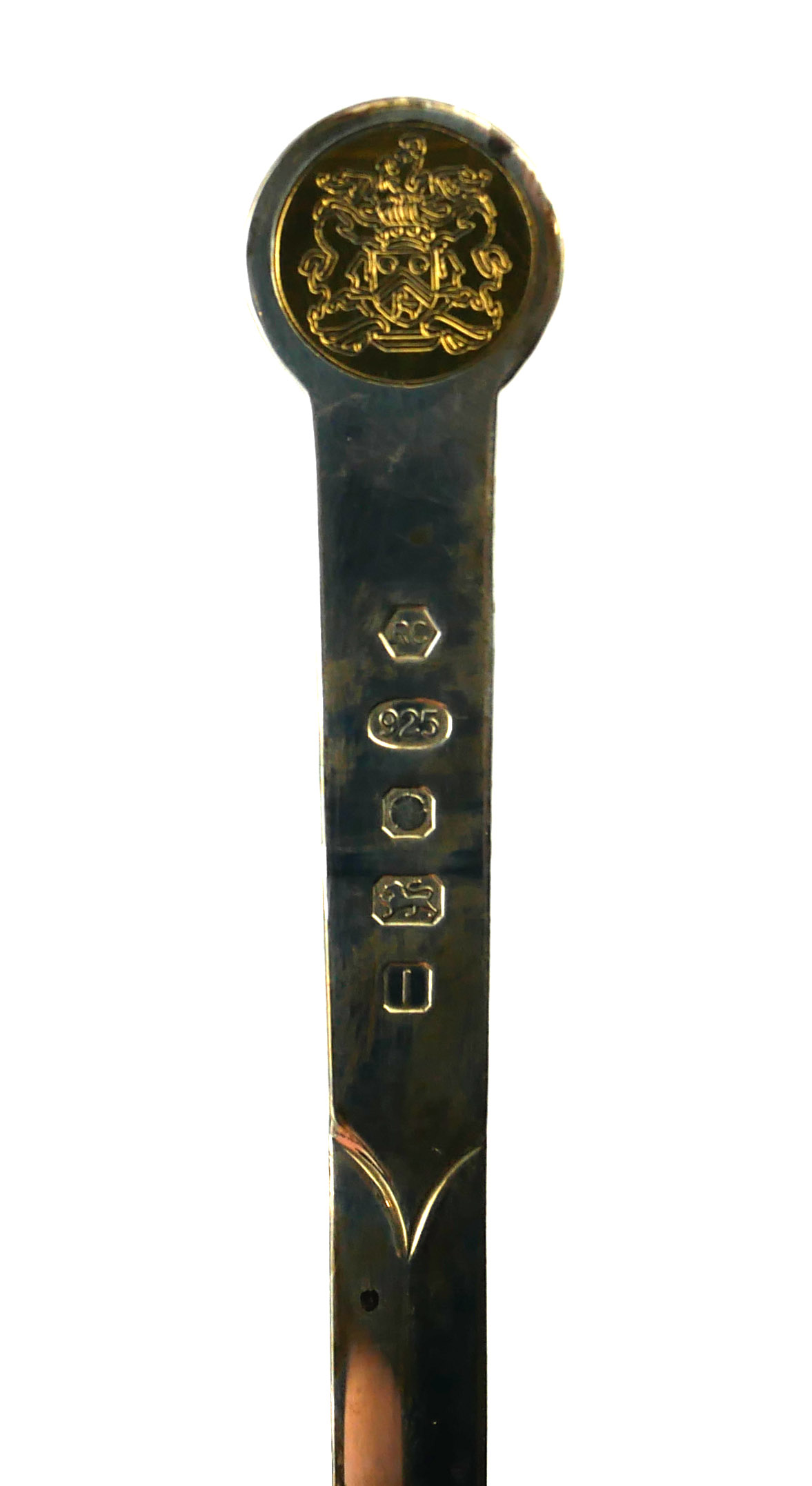 RICHARD JARVIS, SILVER GILT COMMEMORATIVE LETTER OPENER/PAPER KNIFE Having an embossed family - Image 6 of 9