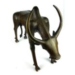 AN AFRICAN TRIBAL BRONZE STATUE, OXEN. (42cm x 32cm) Condition: good