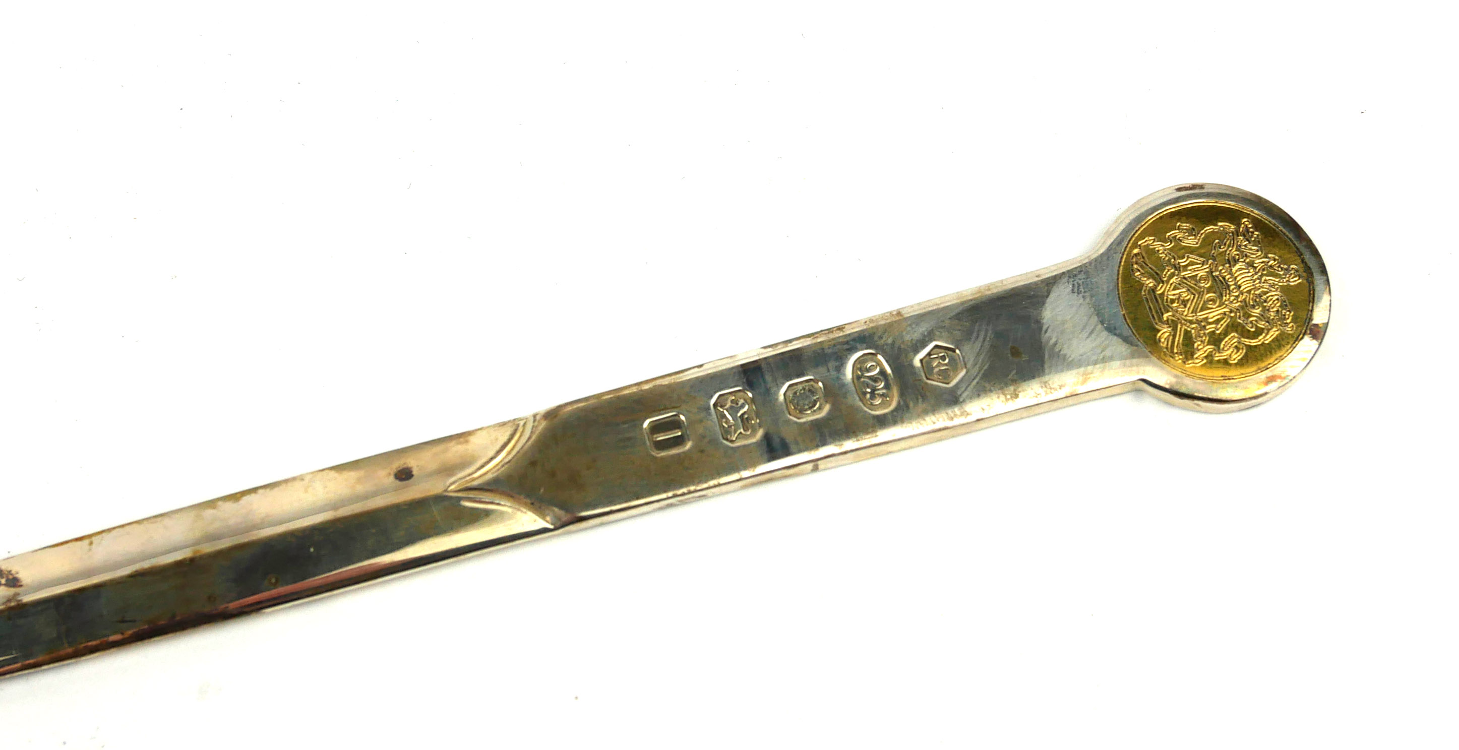 RICHARD JARVIS, SILVER GILT COMMEMORATIVE LETTER OPENER/PAPER KNIFE Having an embossed family - Image 4 of 9