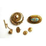 TWO 19TH CENTURY YELLOW METAL BROOCHES To include an oval brooch with turquoise enamel decoration