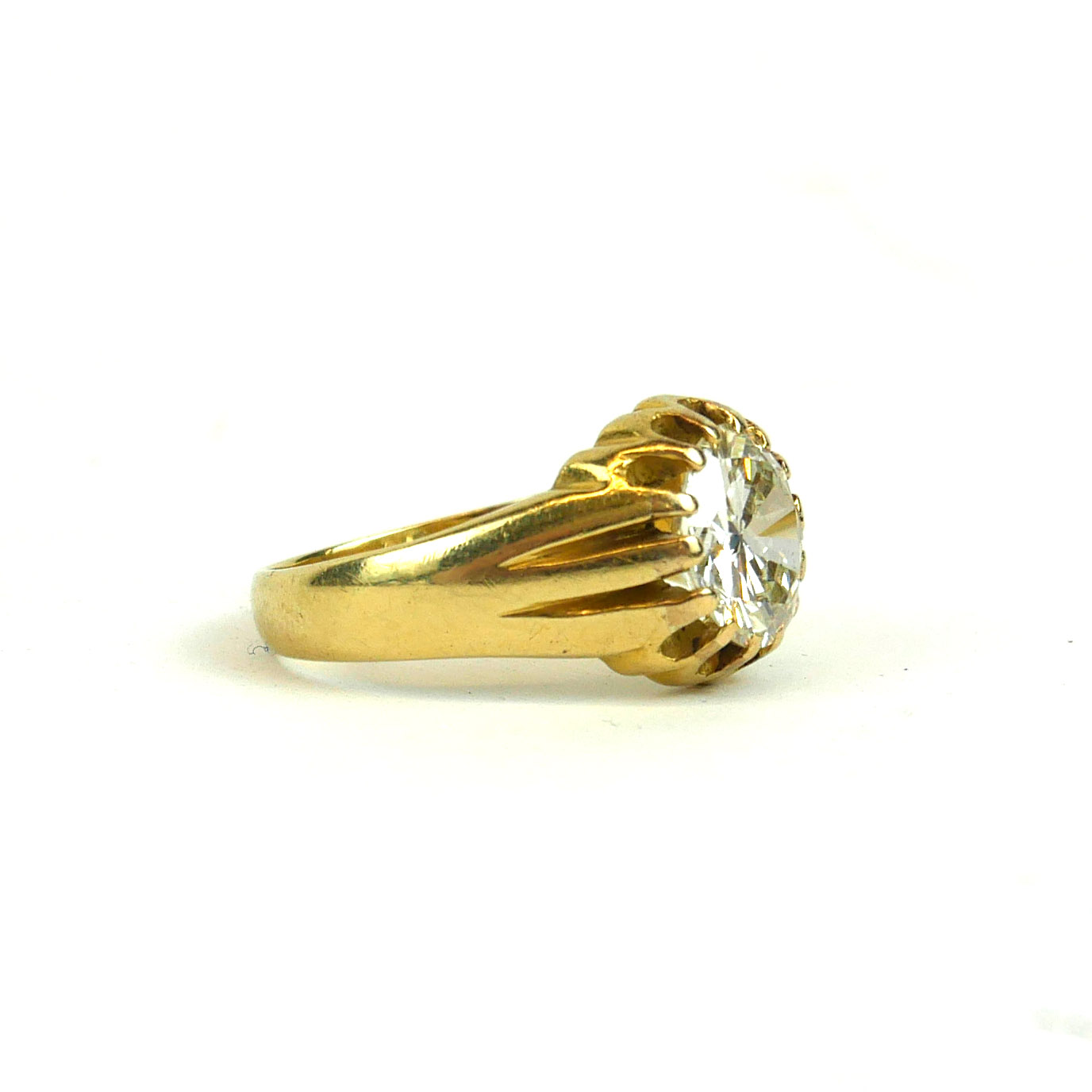 A VINTAGE 18CT GOLD 3.5CT SOLITAIRE DIAMOND GENT'S SIGNET RING The single round cut stone in a plain - Bild 5 aus 7