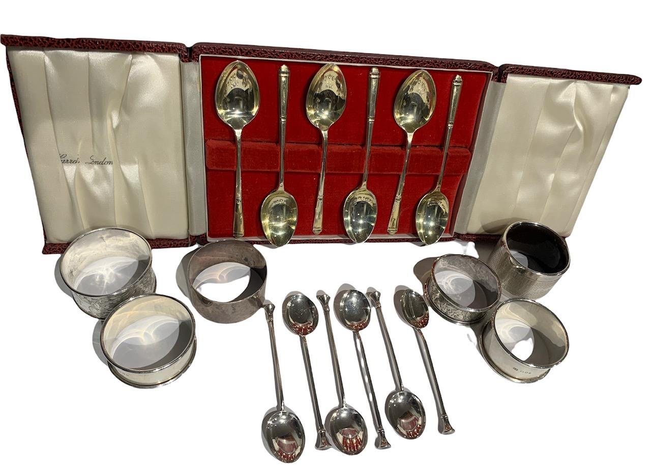 A COLLECTION OF SILVER ITEMS TO INCLUDE A BOXED SET OF TURNER & SIMPSON SILVER TEASPOONS, assayed
