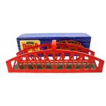 HORNBY DUBLO, A DIECAST MODEL D1 GIRDER BRIDGE. In original blue box. Condition: good, some wear