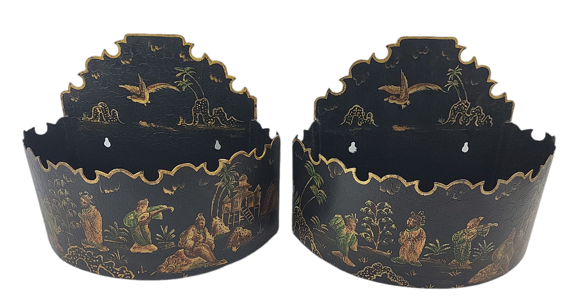 A PAIR OF LARGE CHINOISERIE DECORATED TOLEWARE TIN WALL POCKETS. (h 23cm x length 30cm x w 16cm) - Image 2 of 2