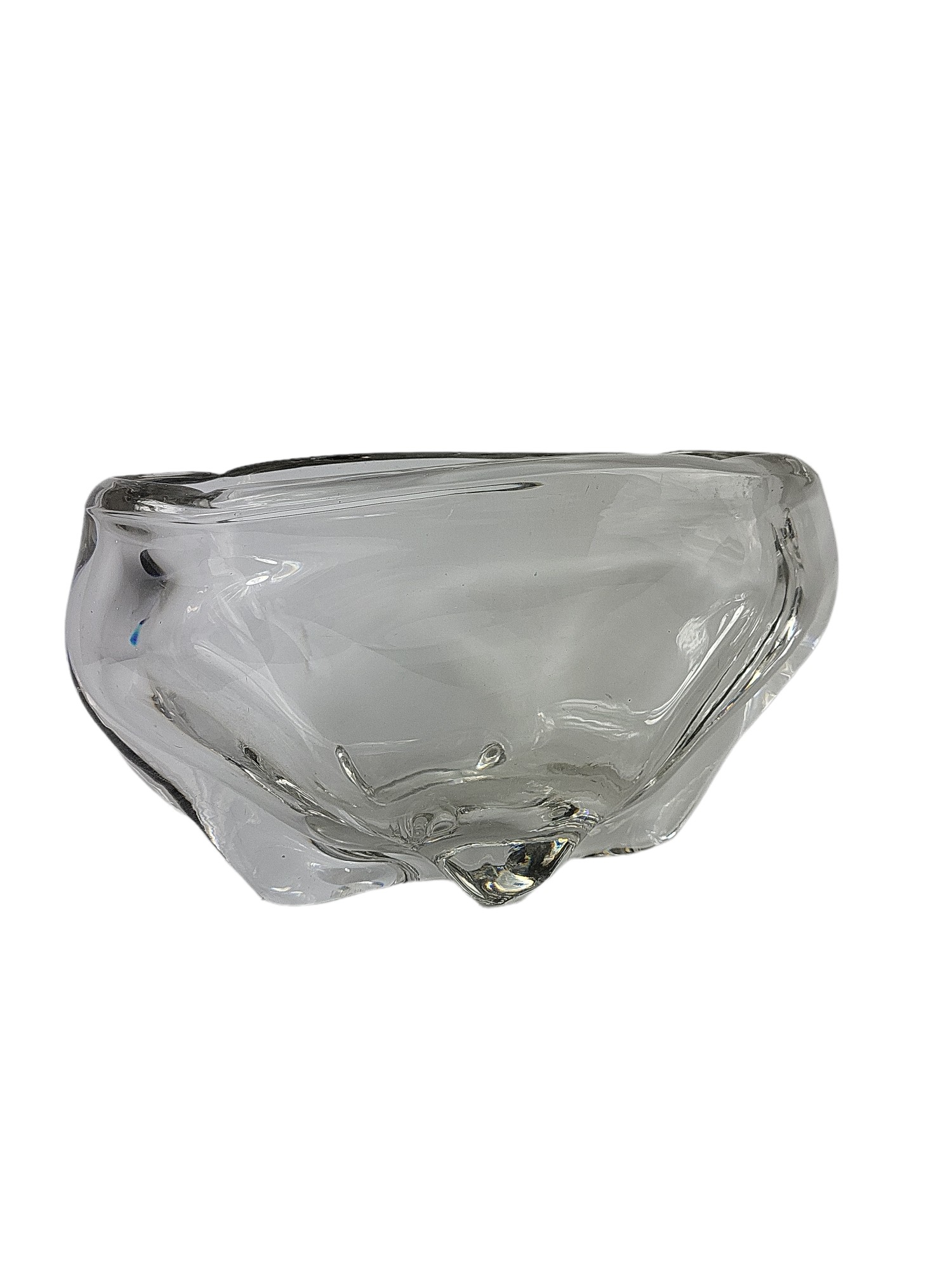 A 1960'S WHITEFRIARS HEAVY CRYSTAL CLEAR GLASS FREEFORM ART BOWL Designed after Baxter. (h 16cm x - Bild 2 aus 4