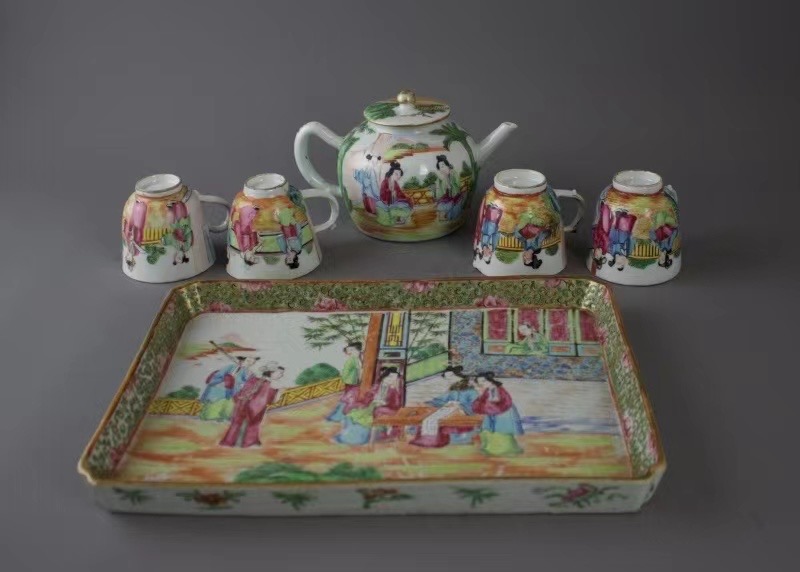 A Canton ‘famille rose' Teaset on rectangular Stand, 19th Century The stand: W 24.5cm L 18cm - Image 4 of 8