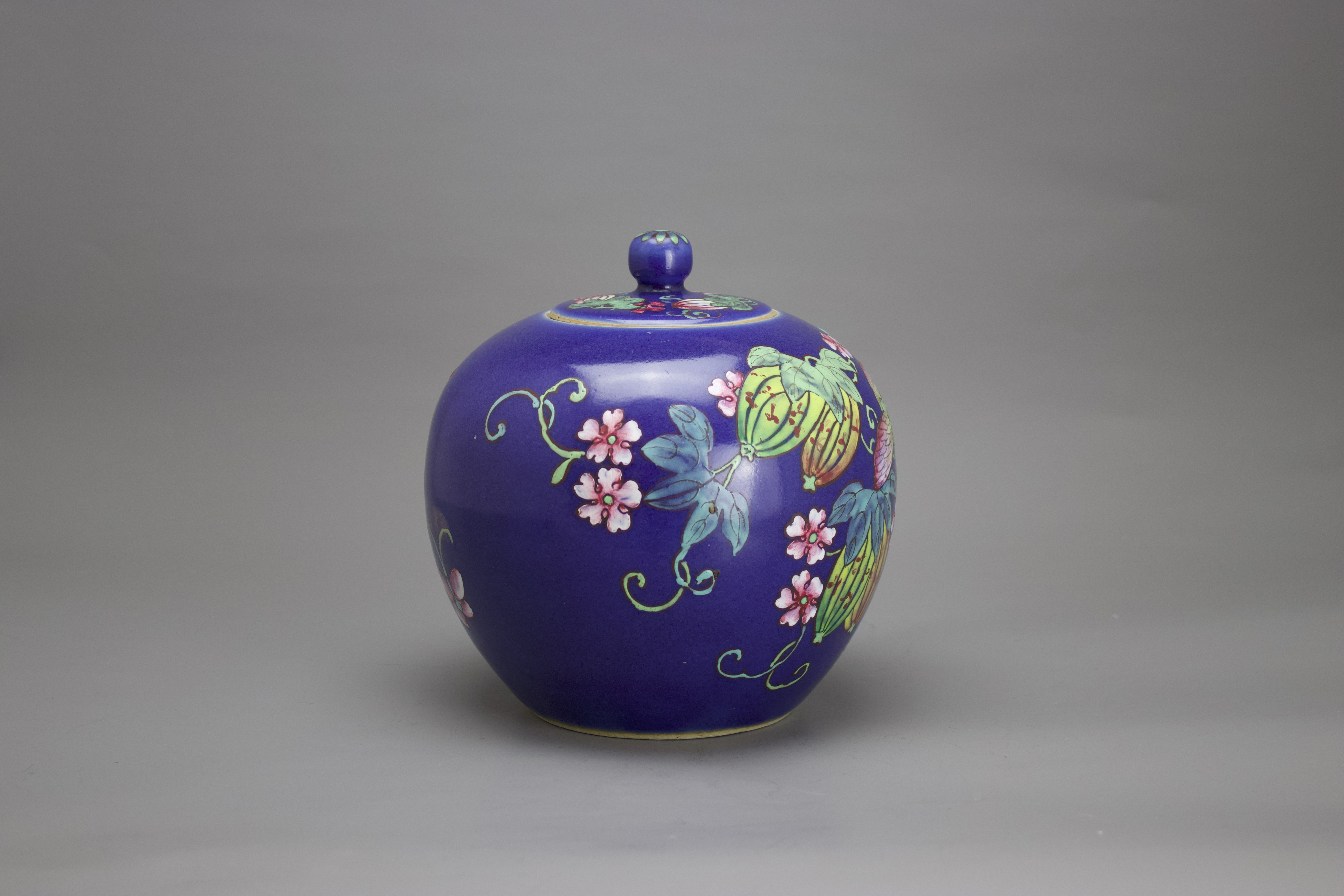 A blue ground 'famille rose' Jar and Cover, c. 1900 H: 19.5cm of globular form, decorated with gourd - Image 5 of 7