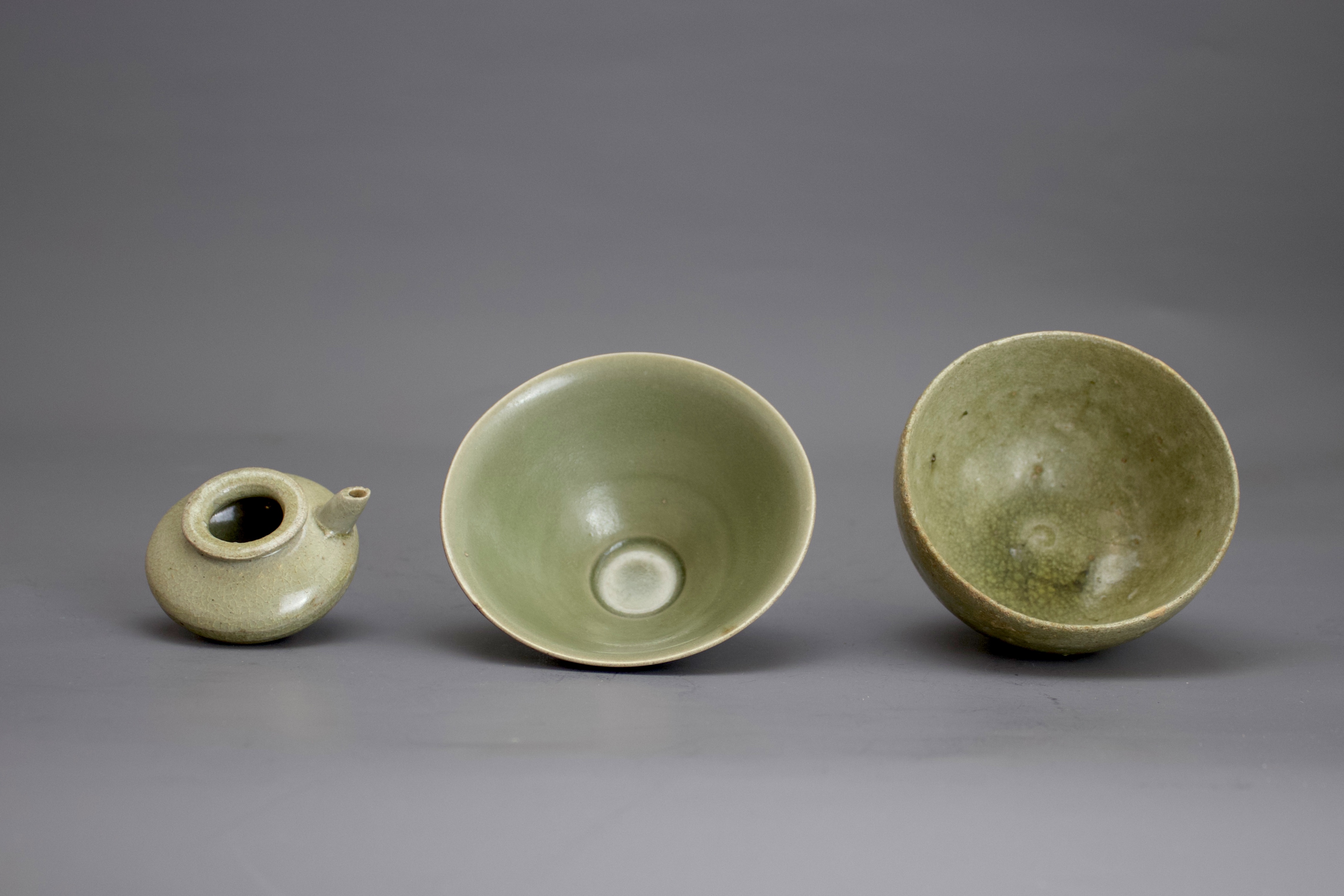 Two celadon Bowls and a small spouted celadon Ewer,Song /Yuan dynastythe Yaozhou bowl W: 10cm ' - Image 2 of 4