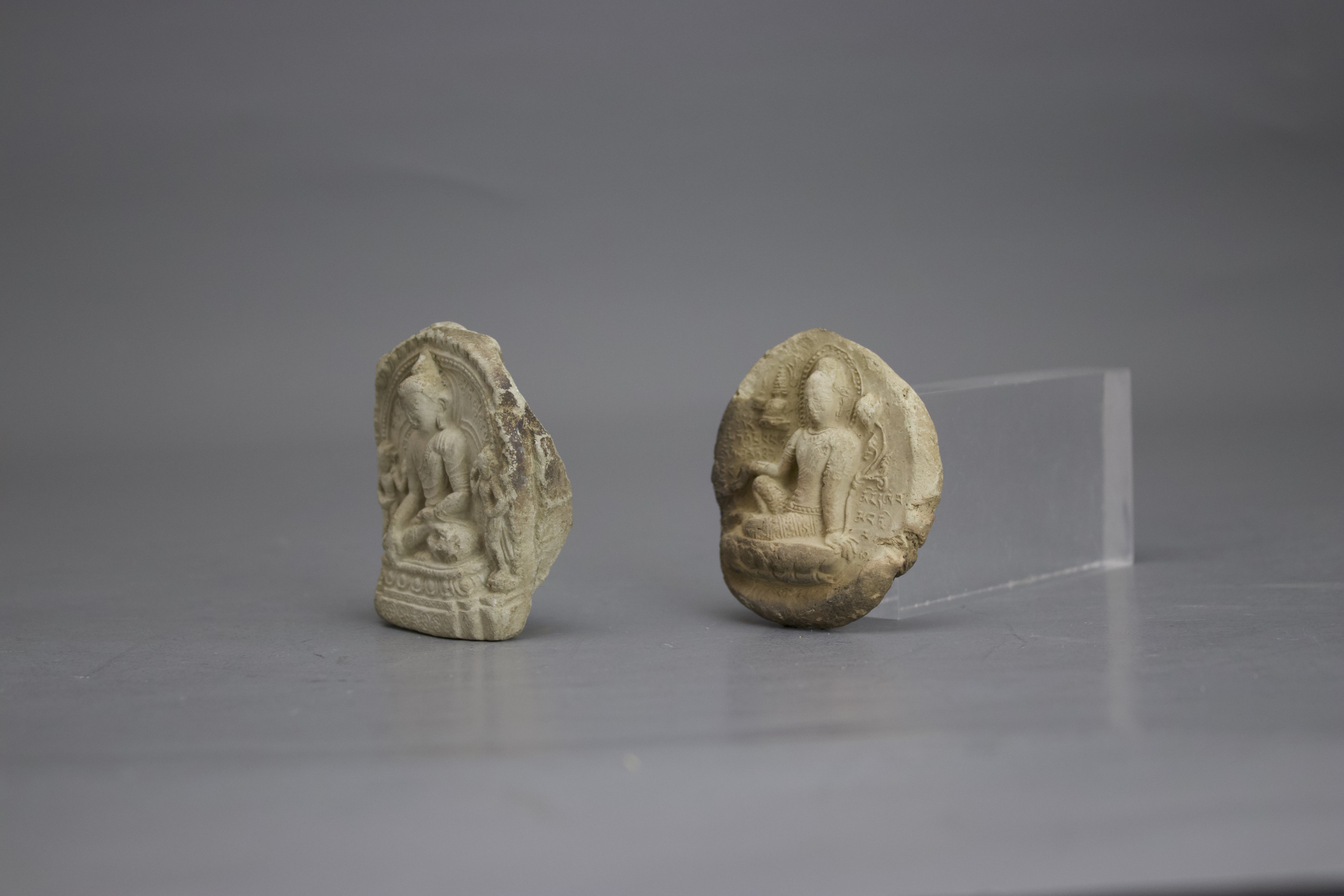 Two moulded pottery Tsa Tsa Plaques Song dynasty and Ming dynasty PROPERTY FROM THE COLIN HART - Image 11 of 11