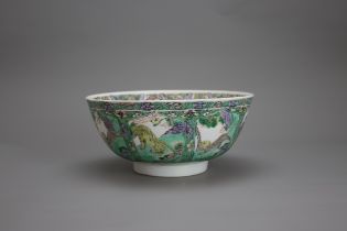 A 'famille verte' Animals Bowl, Kangxi Period, Qing DynastyW: 19cm FROM A PRIVATE COLLECTION A '