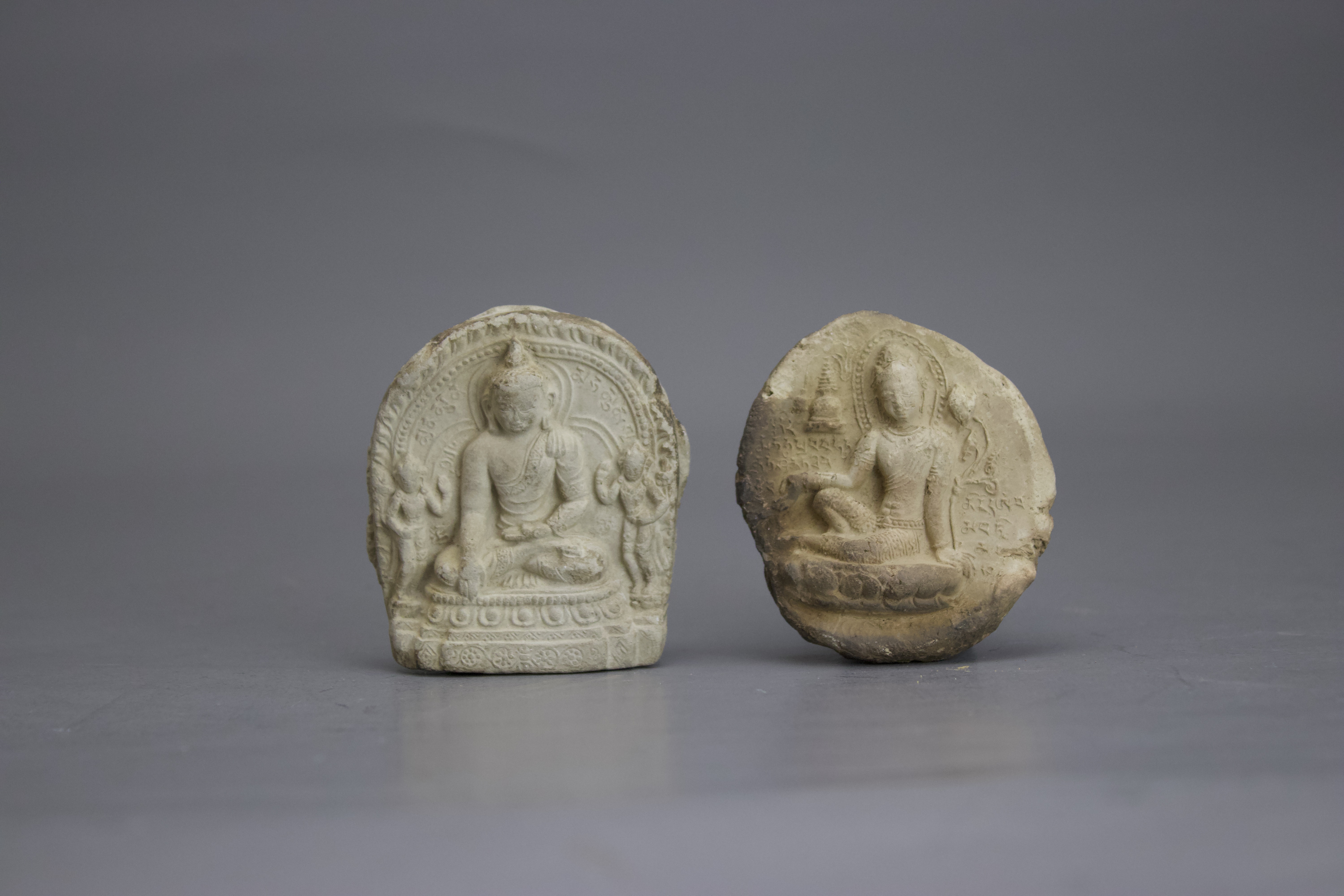 Two moulded pottery Tsa Tsa Plaques Song dynasty and Ming dynasty PROPERTY FROM THE COLIN HART - Image 2 of 11