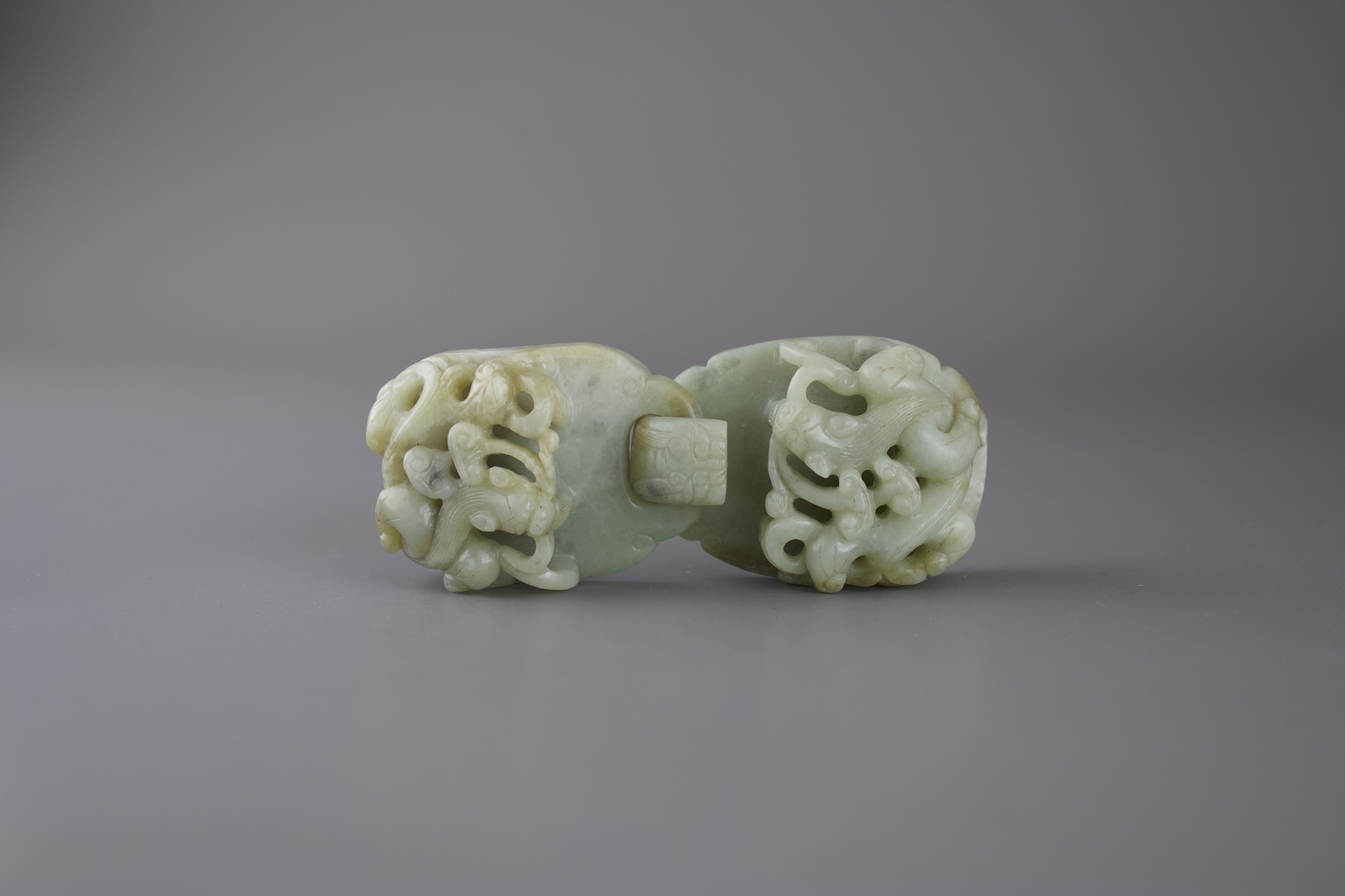 A two piece Jade Beltclasp,19th/20th CenturyW: 11cm A two piece Jade Beltclasp, 19th/20th century - Image 3 of 4