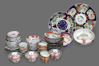 A small collection of Japanese Imari, 19th/20th century. The smallest W: 8.5cm, the largest W: 36.