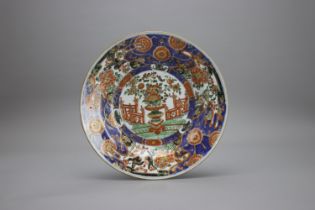 A 'famille verte 'Plate, Kangxi Period, Qing DynastyW: 22.5cm A 'Verte Imari 'Plate, Kangxi with a