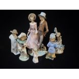 NAO LLADRO, A LARGE EARLY PORCELAIN GROUP, A YOUNG COURTING COUPLE, CIRCA 1980 Nao porcelain model