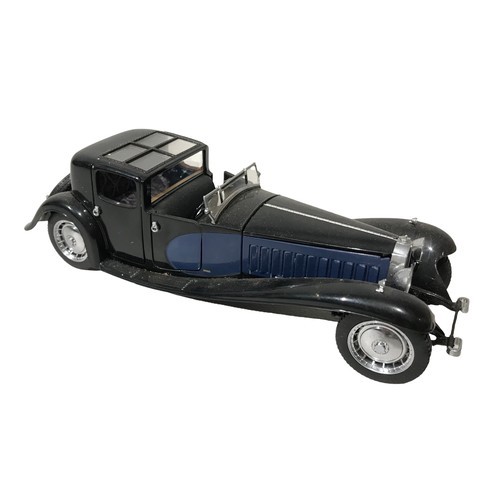 A SELECTION OF FIVE FRANKLIN MINT DIECAST MODELS To include Mercedes 500K Special Roadstar, 1930 - Image 2 of 5