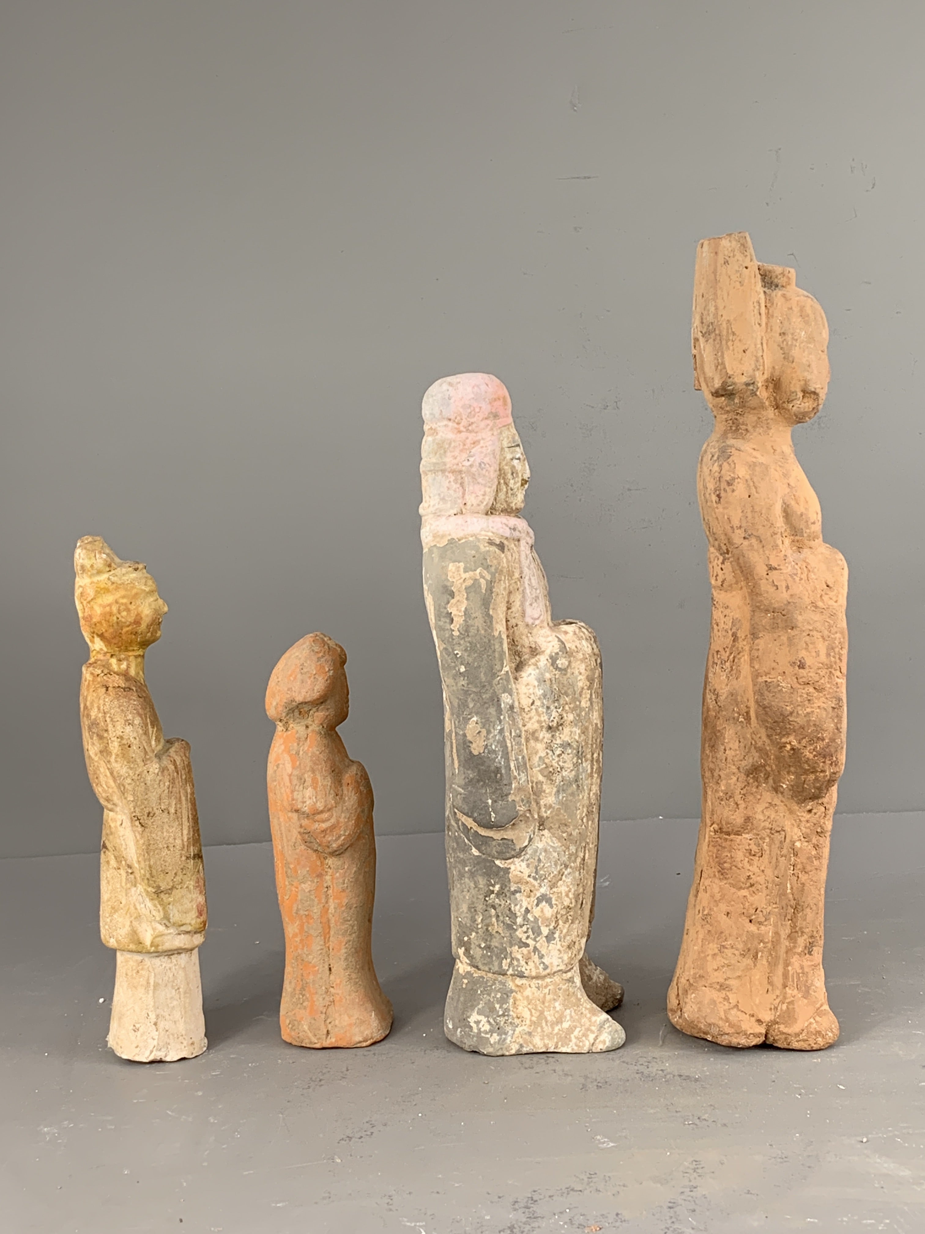 A GROUP OF FOUR POTTERY FIGURES, 4TH/5TH CENTURY Including three figures of officials, one of them - Image 2 of 14