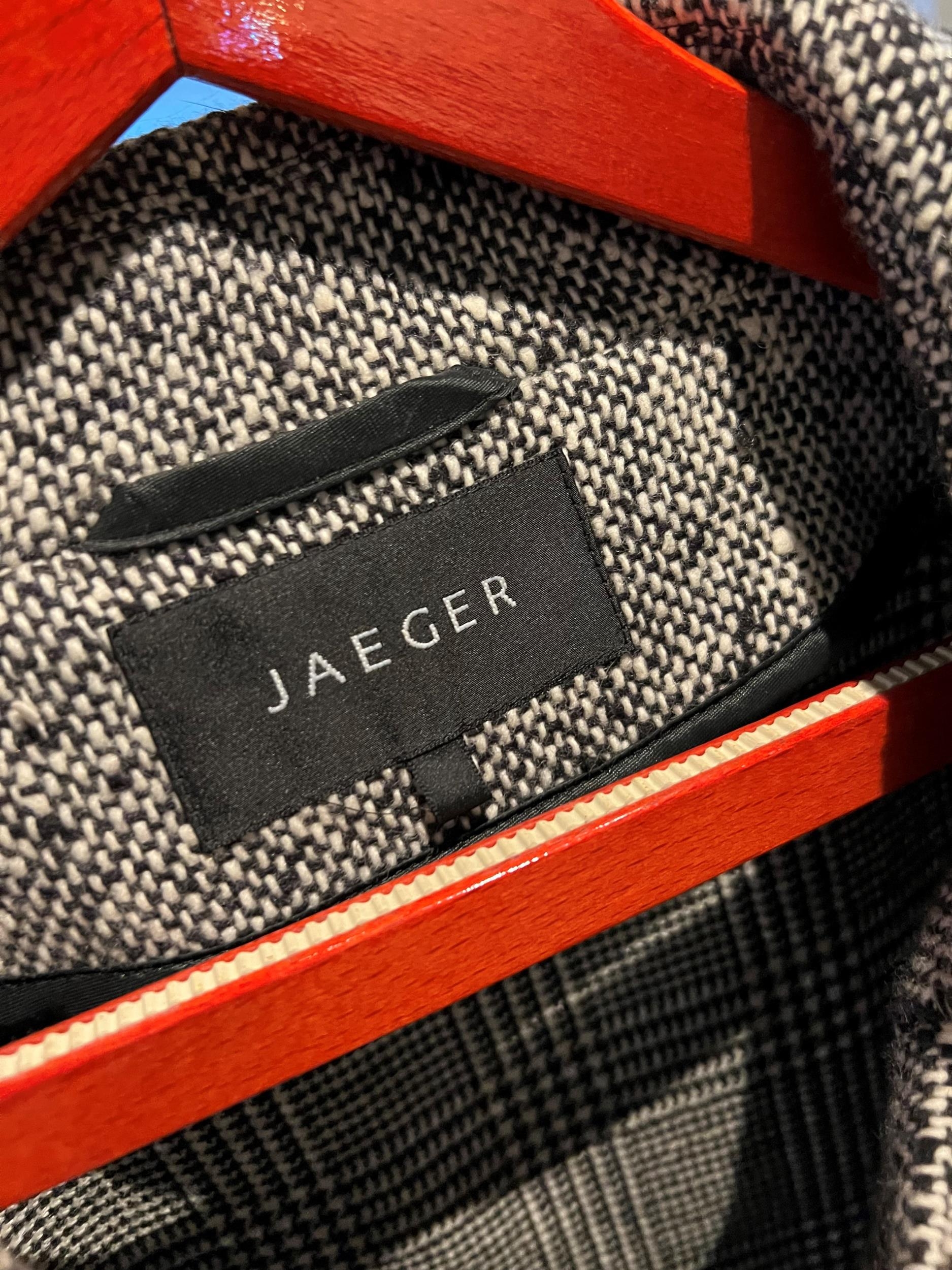 JAEGER, A SHIRT JACKET. (size 10) - Image 4 of 5