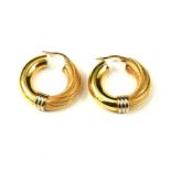 A PAIR OF 18CT YELLOW GOLD HOOP EARRINGS Having fine textured and plain design, marked ‘18ct’ to