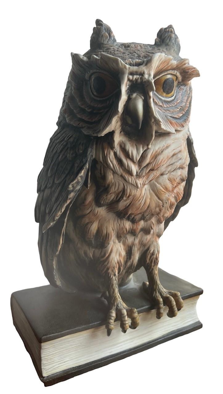 GUIDO CACCIAPUOTI, ITALIAN, 1892 - 1953, A LARGE PORCELAIN OWL PERCHED ON A BOOK Signed on spine. (h - Image 3 of 17