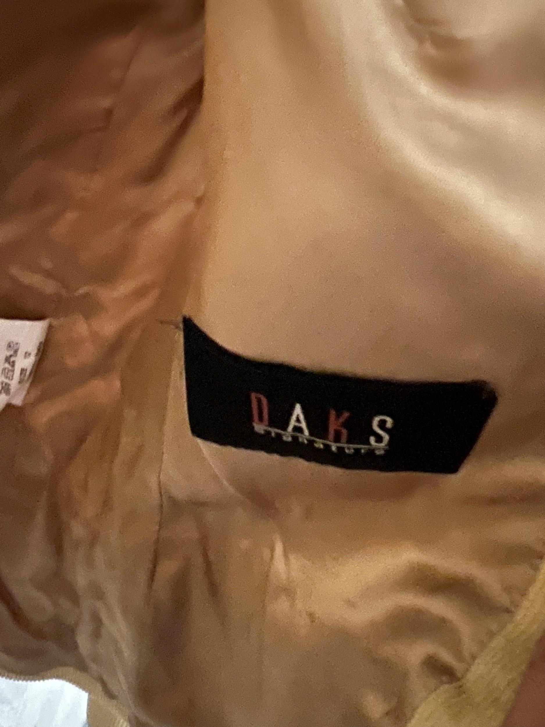 DAKS, A BEIGE SUIT JACKET. (size 12) - Image 5 of 5