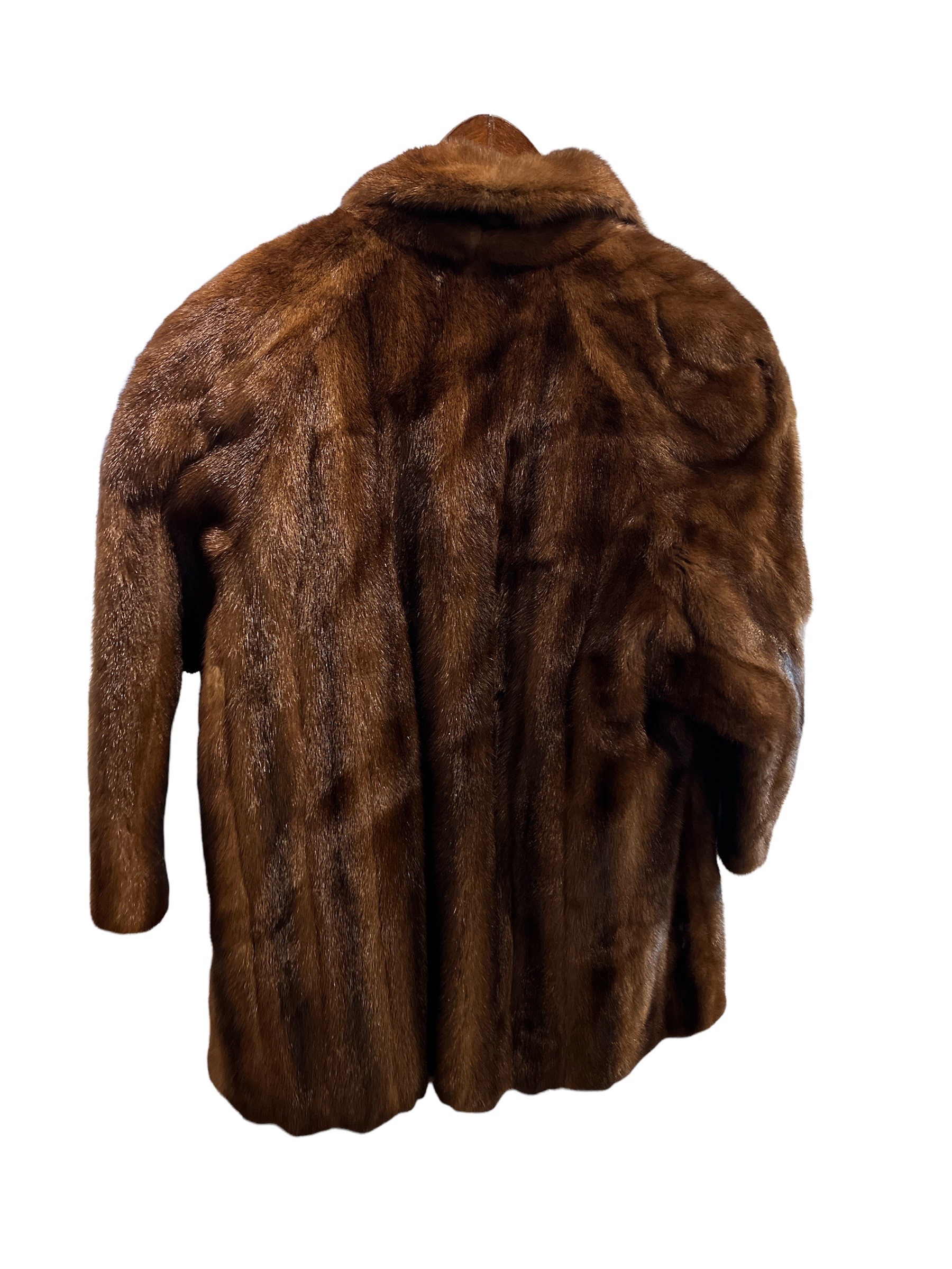 BIRGER CHRISTENSEN INCORPORATING MAXWELL CROFT, A SHORT FUR COAT. (size M) - Image 2 of 5