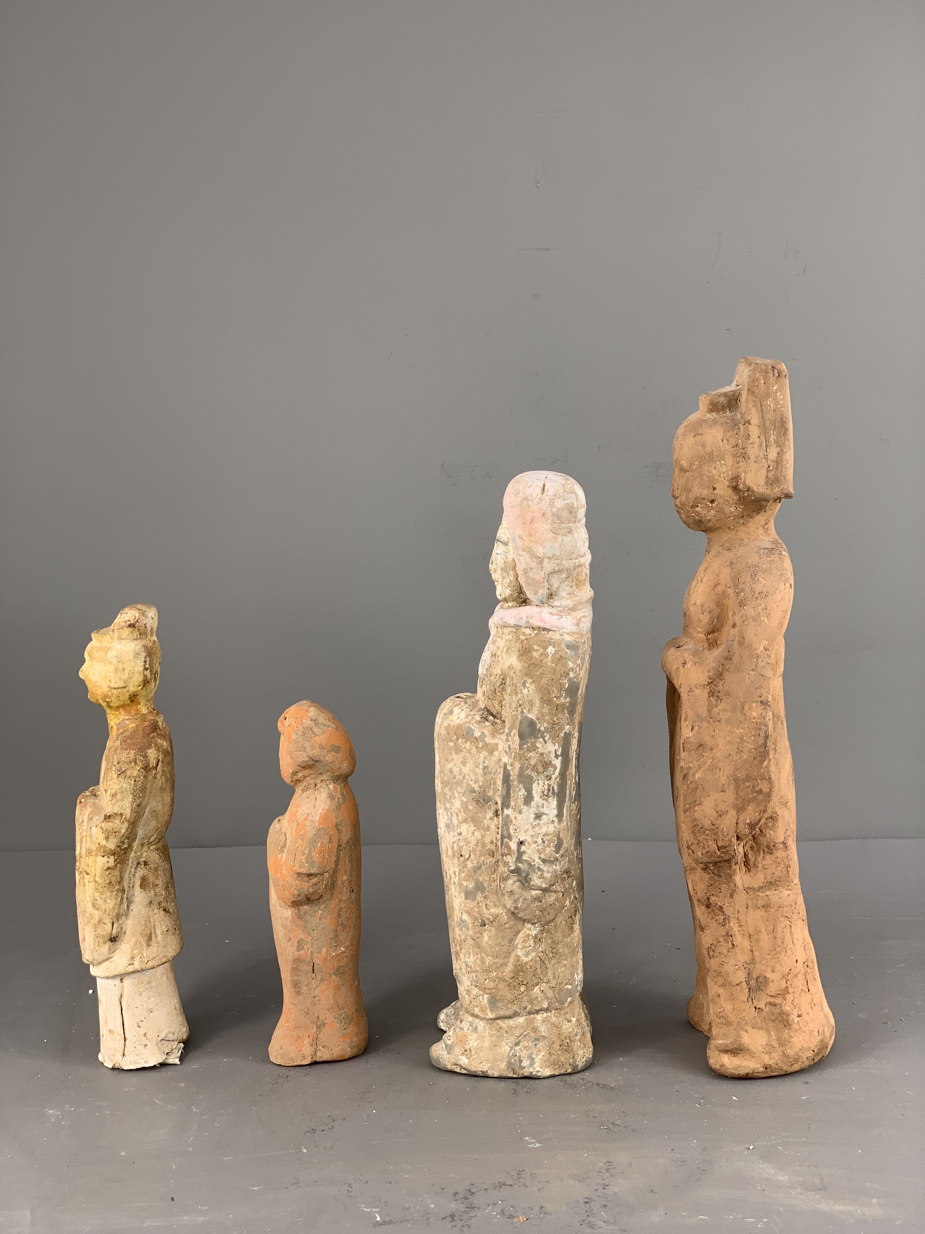 A GROUP OF FOUR POTTERY FIGURES, 4TH/5TH CENTURY Including three figures of officials, one of them - Image 4 of 14