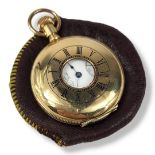 AN EARLY 20TH CENTURY AMERICAN 14CT GOLD PLATED LADIES’ DEMI HUNTER POCKET WATCH The circular dial