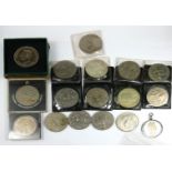 A COLLECTION OF 20TH CENTURY CUPRONICKEL COMMEMORATIVE FULL CROWN COINS To include 1977 one