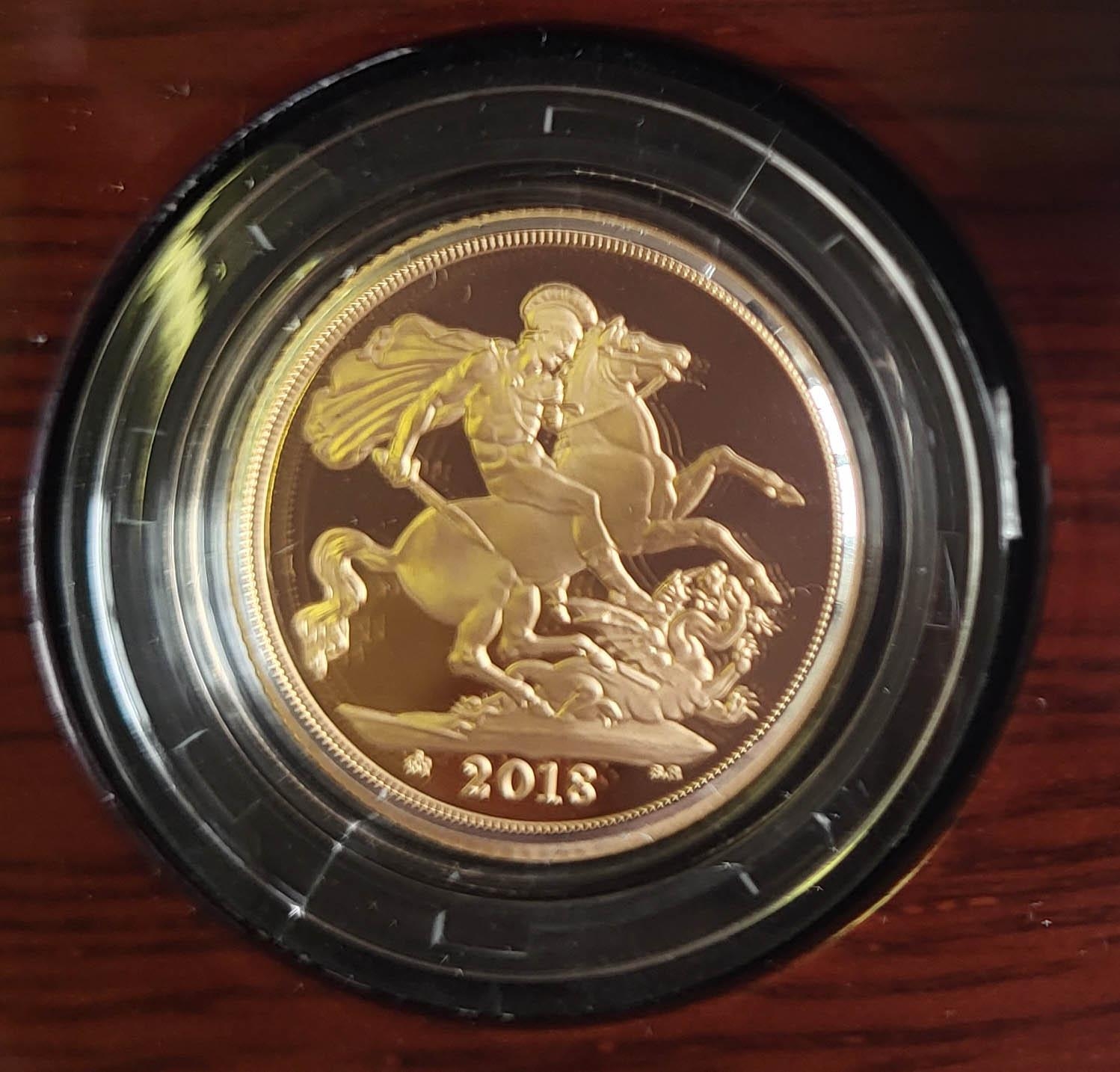 A 22CT GOLD FULL SOVEREIGN PROOF COIN, DATED 2018 With George and Dragon design to reverse, in - Image 3 of 5