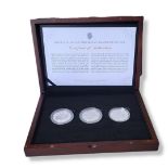 A SILVER COMMEMORATIVE FIVE POUND THREE COIN PROOF SET, DATED 1998, 2008 AND 2018 Titled 'Prince