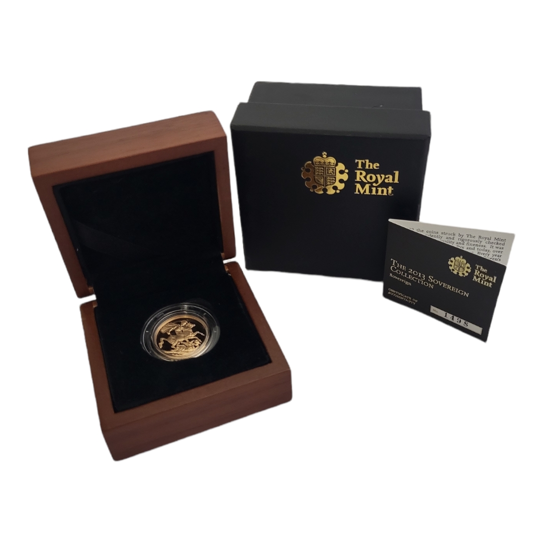 A 22CT GOLD FULL SOVEREIGN PROOF COIN, DATED 2013 With George and Dragon design to reverse, in a