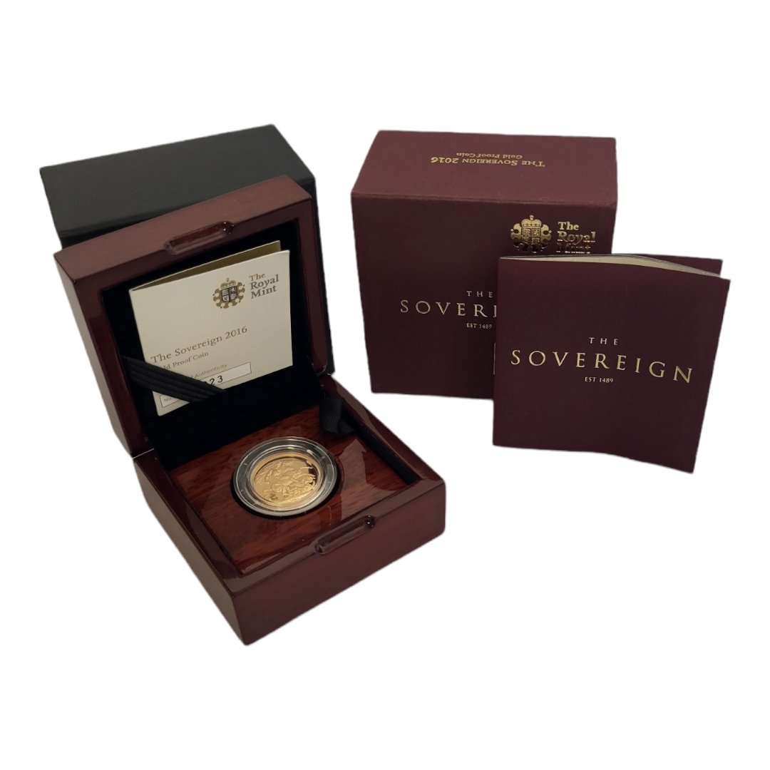 A 22CT GOLD FULL SOVEREIGN PROOF COIN, DATED 2016 With George and Dragon to reverse, in a protective