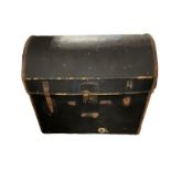 A LATE VICTORIAN WREXIN AND LEATHER CAPTAINS TRAVELING TRUNK With internal tray. (77cm x 57cm x