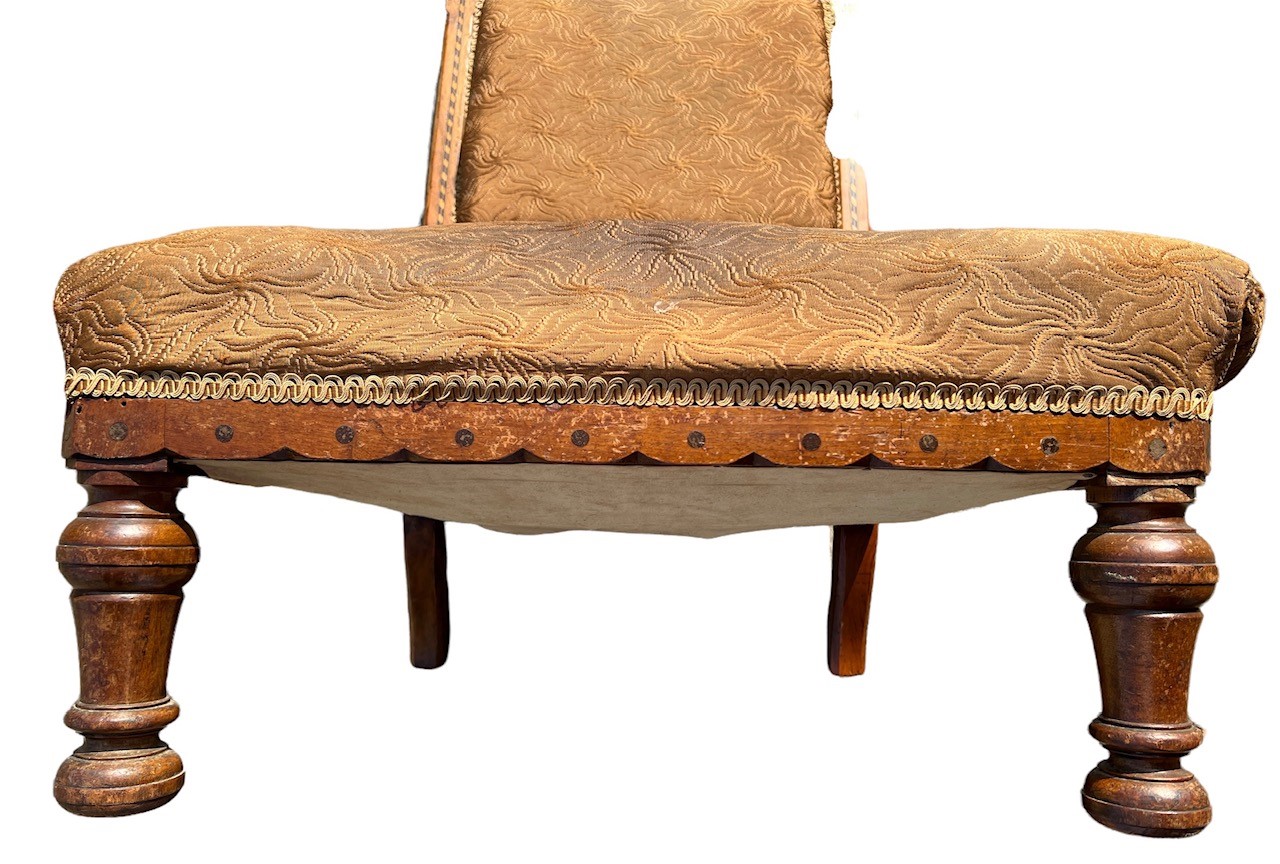 ATTRIBUTED TO CHARLES BEVAN, A GOOD 19TH CENTURY ARTS AND CRAFTS OAK AND INLAID ARMCHAIR. - Image 7 of 8