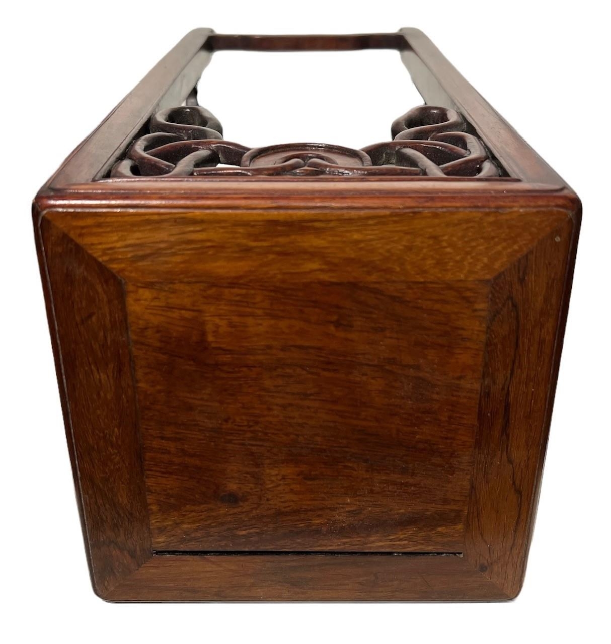 A SMALL CHINESE HARDWOOD TABLE STAND The square top above a pieced frieze, raised on square - Image 4 of 5