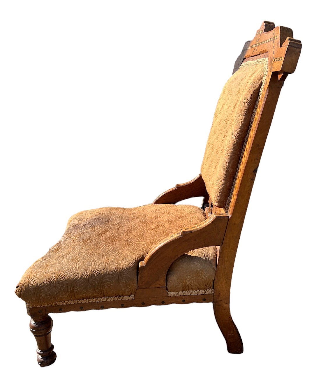 ATTRIBUTED TO CHARLES BEVAN, A GOOD 19TH CENTURY ARTS AND CRAFTS OAK AND INLAID ARMCHAIR. - Image 5 of 8