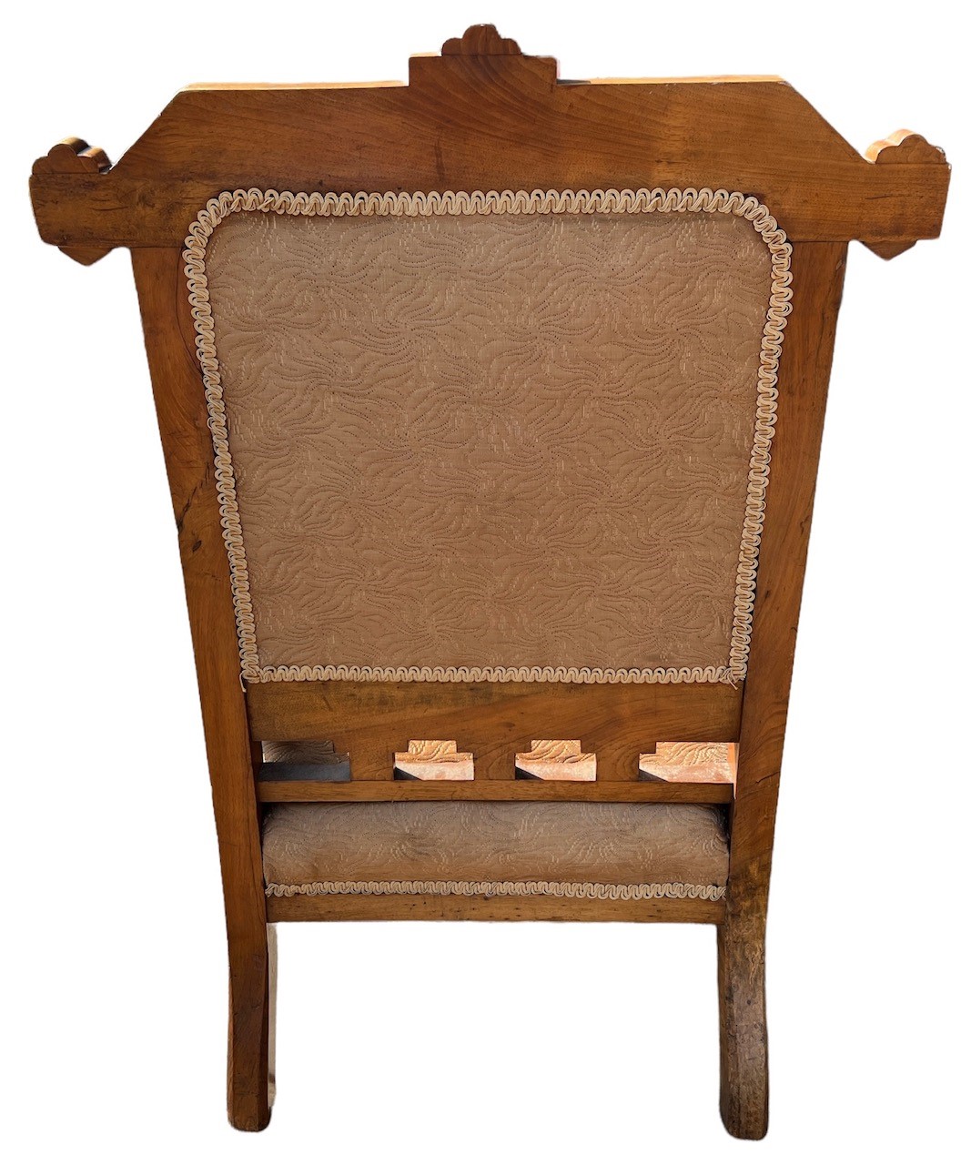 ATTRIBUTED TO CHARLES BEVAN, A GOOD 19TH CENTURY ARTS AND CRAFTS OAK AND INLAID ARMCHAIR. - Image 4 of 8