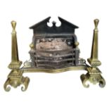 AN 18TH CENTURY GEORGE III BRASS, CAST IRON AND POLISHED STEEL SERPENTINE FIRE GRATE With