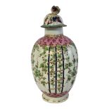 A RARE 18TH CENTURY WORCESTER PORCELAIN TEA CANISTER AND COVER Hop Trellis pattern, 1780, Dr. Wall